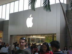 apple store yorkdale opening day
