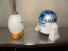R-2 With Egg Whisk